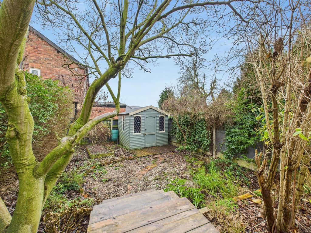 Rear Garden (Bottom Tier)
