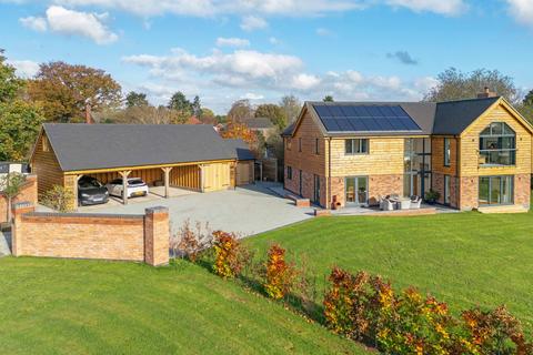 4 bedroom detached house for sale - Bosbury Road Cradley Malvern, Worcestershire, WR13 5LT