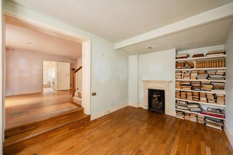 2 bedroom townhouse for sale, Holly Mount, London, NW3