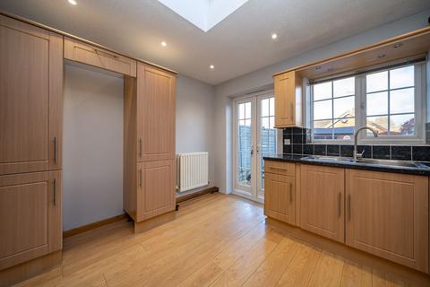 3 bedroom property for sale, Cemetery Road, Houghton Regis, LU5