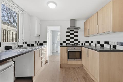 2 bedroom flat for sale, Leyton E11