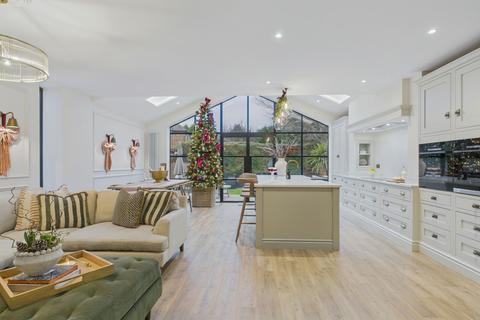 4 bedroom detached house for sale, Arno Vale Road, Woodthorpe, NG5