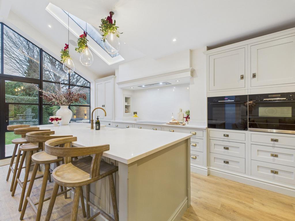 Open Plan Family Dining Kitchen