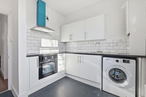 1 bedroom flat for sale, London E11