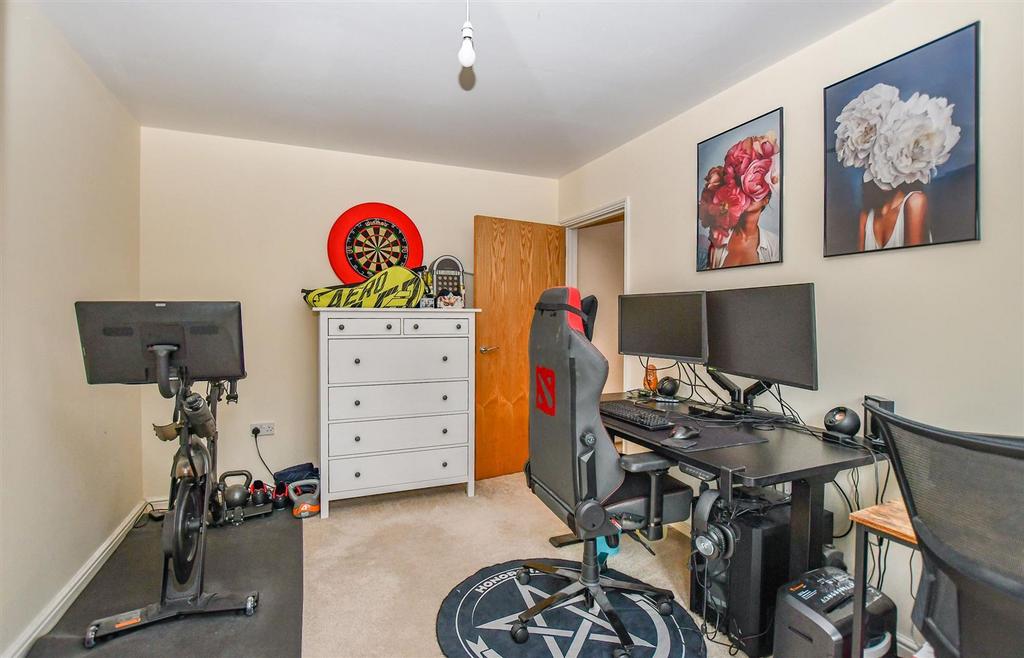 Bedroom 2.jpg