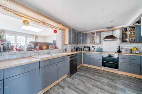 4 bedroom end of terrace house for sale, Trumbull Road, Bracknell, Berkshire