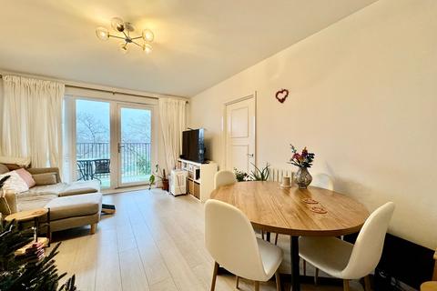 2 bedroom flat for sale, Observer Close, Gazette Court, NW9