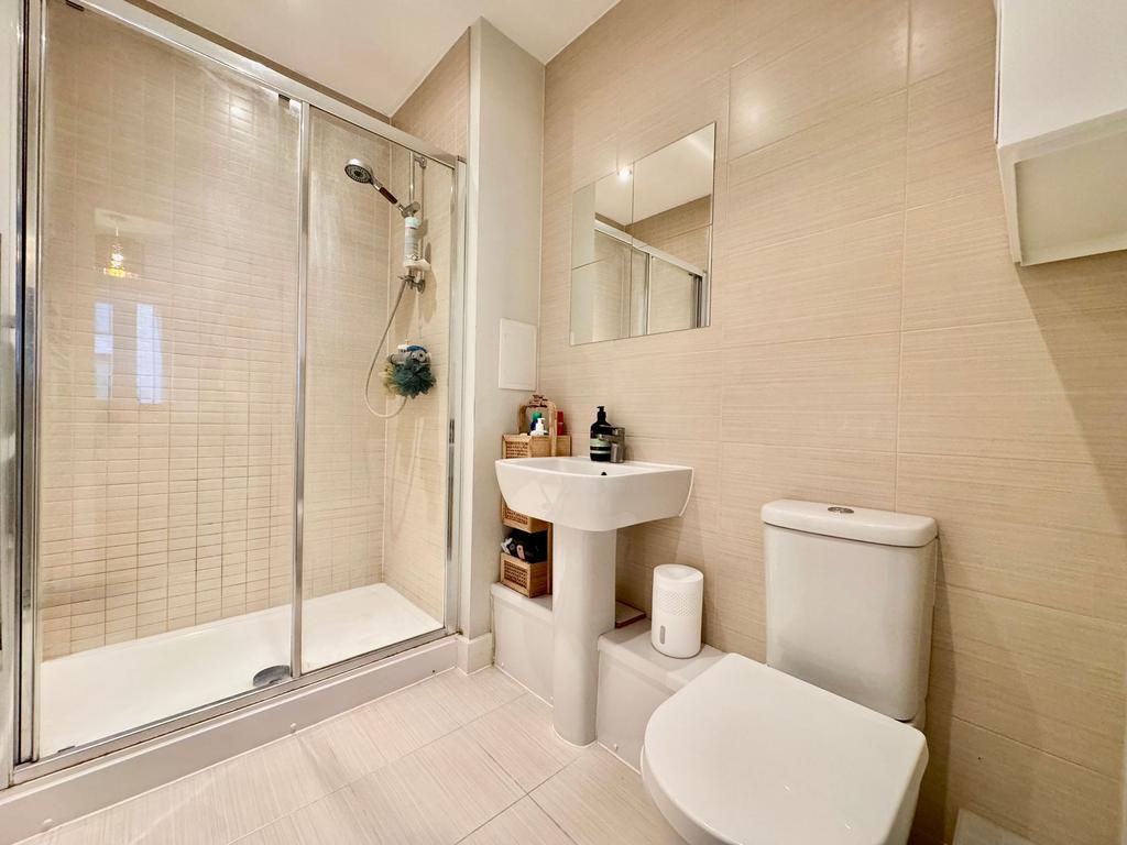 En-suite shower room