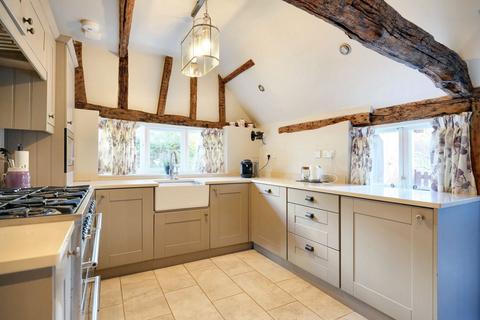 3 bedroom semi-detached house to rent, Mill Street, Loose, ME15