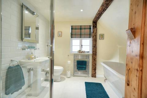 3 bedroom semi-detached house to rent, Mill Street, Loose, ME15