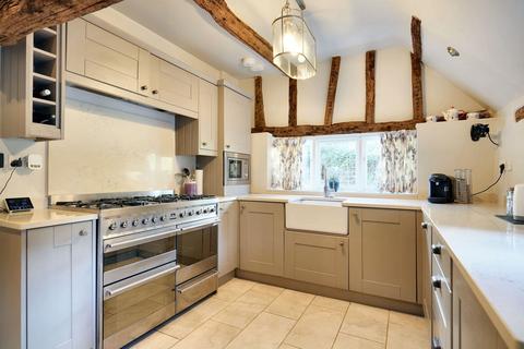 3 bedroom semi-detached house to rent, Mill Street, Loose, ME15