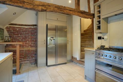 3 bedroom semi-detached house to rent, Mill Street, Loose, ME15