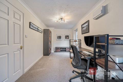 4 bedroom detached house for sale, Butler Road, Bagshot, GU19