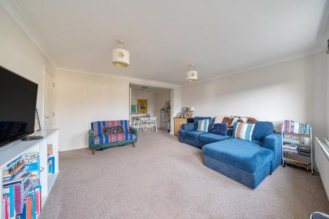 2 bedroom apartment for sale, Dacre Park, London