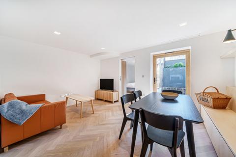 1 bedroom flat to rent, Banbury Street, London, SW11
