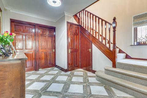 4 bedroom detached house for sale, Cumberland Avenue, Benfleet, SS7