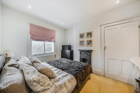 3 bedroom terraced house for sale, Southvale Road, London