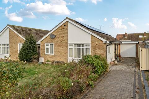 2 bedroom detached bungalow for sale - Grayswood Avenue, Bracklesham Bay, PO20