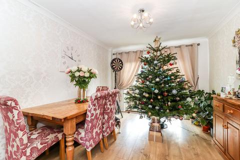 4 bedroom semi-detached house for sale, Kingswood Road, Watford, WD25