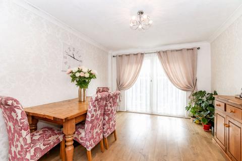 4 bedroom semi-detached house for sale, Kingswood Road, Watford, WD25
