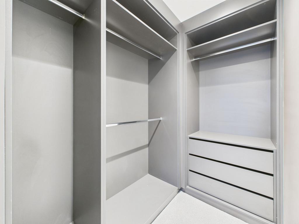 Walk-In Wardrobe