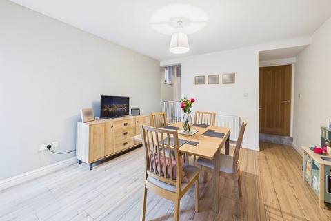 undefined, Second Avenue, Carlton, Nottingham