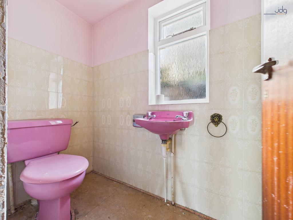 Ground Floor WC