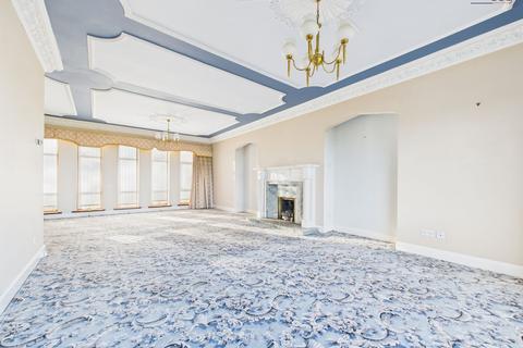 4 bedroom detached bungalow for sale, Badgers Wood, Haverbreaks  | A home with development potential