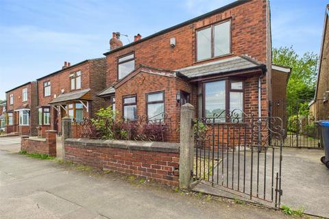 Farnworth Road, Penketh, WA5