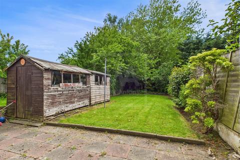 3 bedroom semi-detached house for sale, Farnworth Road, Penketh, WA5