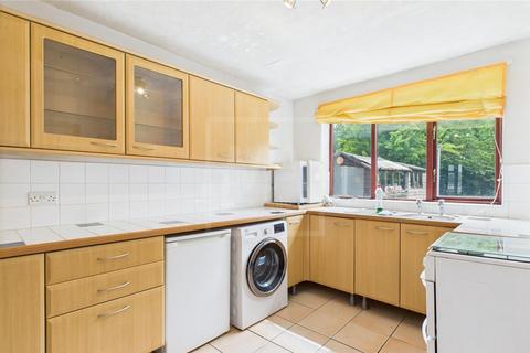 3 bedroom semi-detached house for sale, Farnworth Road, Penketh, WA5