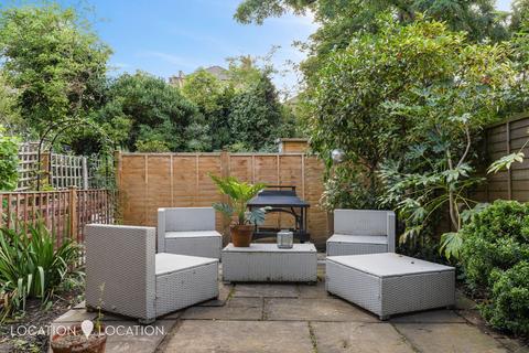 undefined, Jenner Road, London, N16