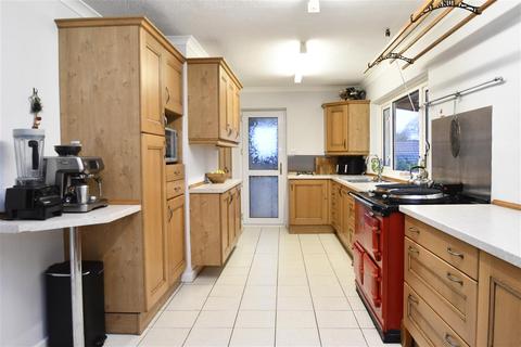 4 bedroom detached house for sale, Carnon Downs TR3