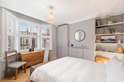 2 bedroom flat for sale, Beaumont Road, London, W4