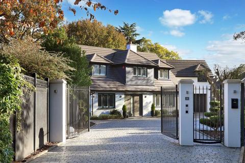 4 bedroom detached house for sale, Malkin Drive, Beaconsfield, Buckinghamshire, HP9