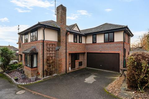4 bedroom detached house for sale, Westwates Close, Warfield, Berkshire