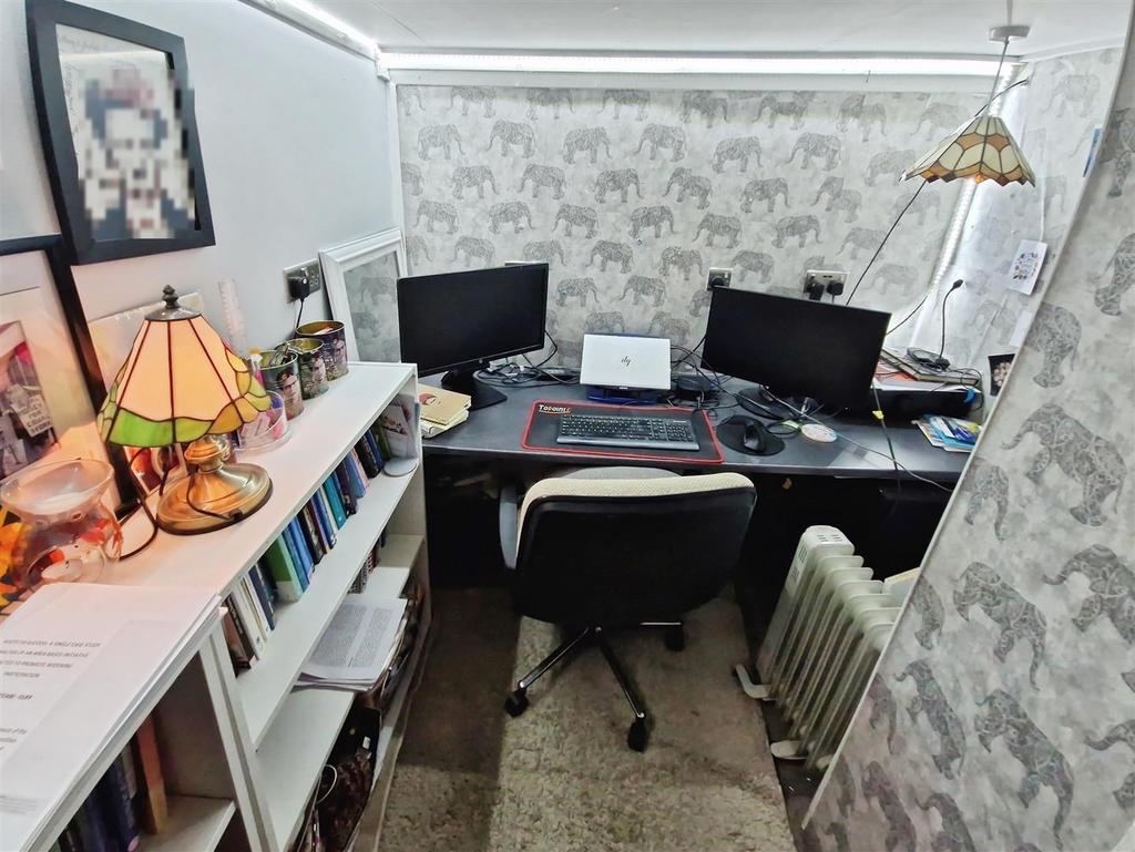 Garage Office