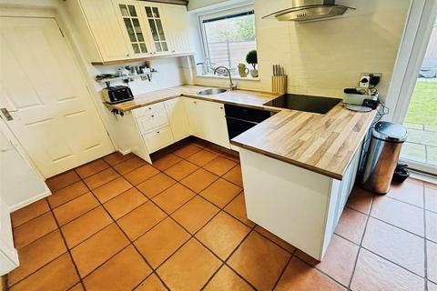 undefined, Hamilton Road, Radford Semele, Leamington Spa