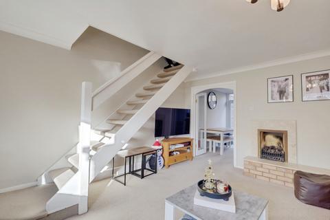 2 bedroom terraced house for sale, The Finches, Benfleet, SS7