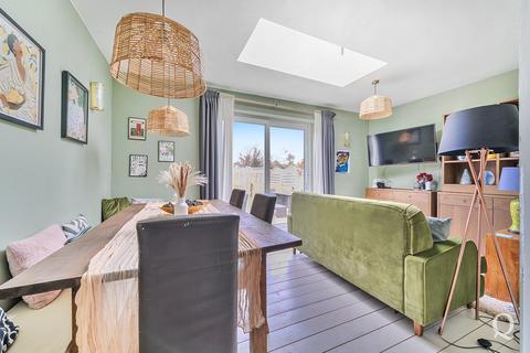 4 bedroom semi-detached house for sale, Devon Road, South Darenth, Dartford, Kent, DA4