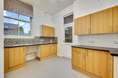 3 bedroom maisonette for sale, Walm Lane, London