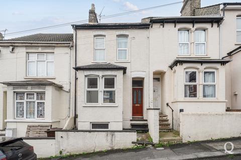3 bedroom terraced house for sale, Sturla Road, Chatham, Kent, ME4