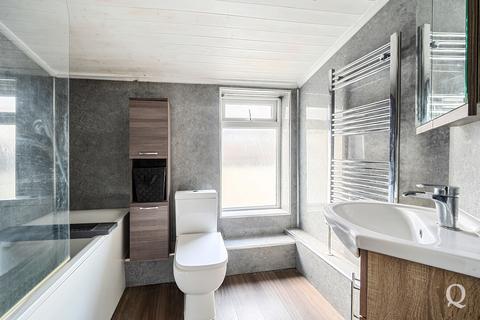 3 bedroom terraced house for sale, Sturla Road, Chatham, Kent, ME4