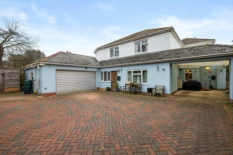 6 bedroom detached house for sale, Stoke Road, Leavenheath