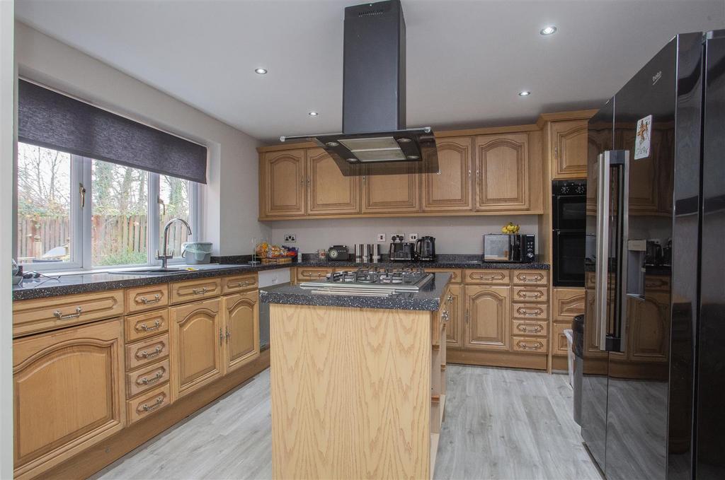 Kitchen/Breakfast Room (Formerly Garage)