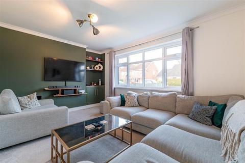 3 bedroom semi-detached house for sale, Poplar Avenue, Euxton, Chorley