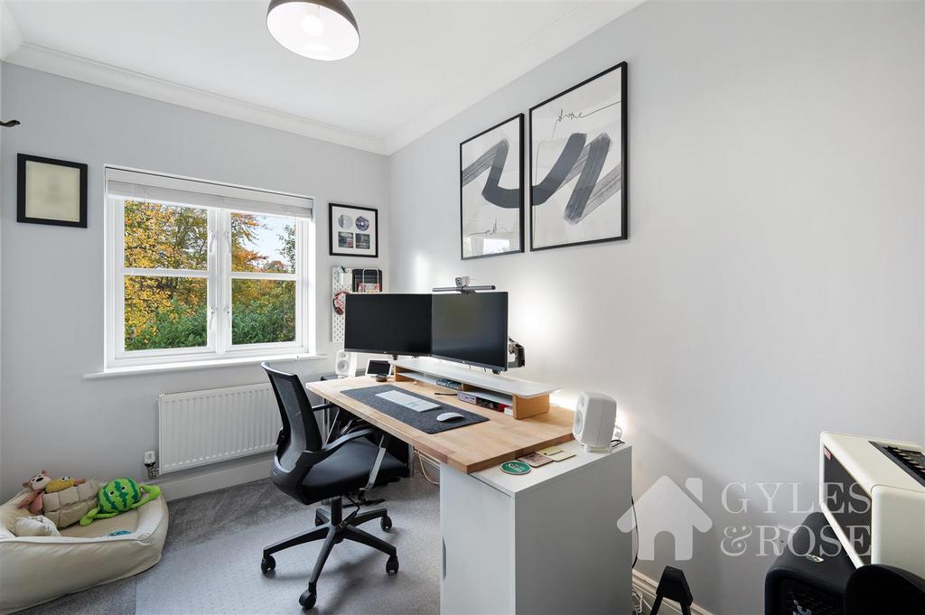 Bedroom/Study