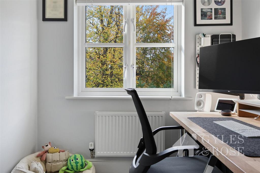 Bedroom/Study