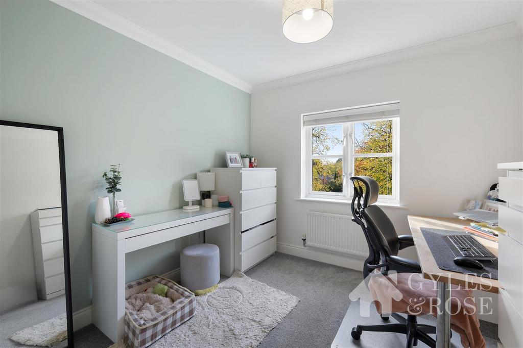 Bedroom/Study