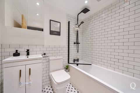 3 bedroom terraced house for sale, Victoria Mews, East Street, Sittingbourne, Kent, ME10